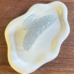 Clear Silver Glitter Hair Claw Clip Sparkly Bridal Holiday Glam Aesthetic 4”